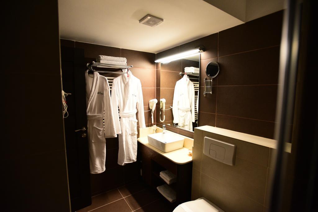 La Rocca Boutique Hotel Craiova Eksteriør billede