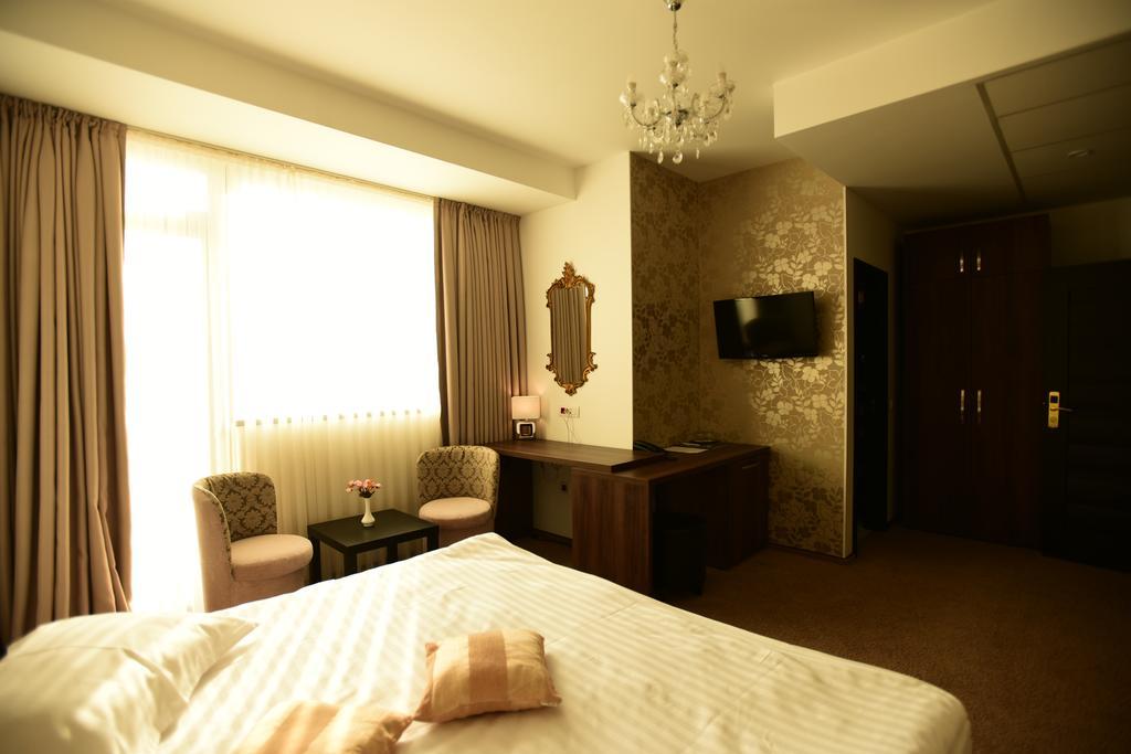 La Rocca Boutique Hotel Craiova Værelse billede