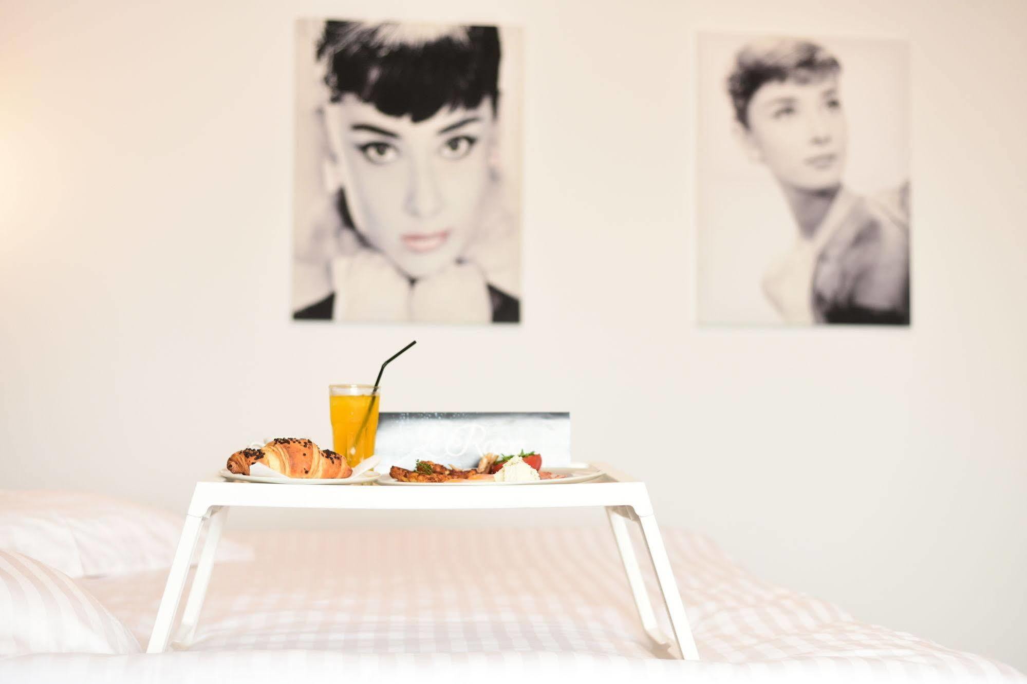 La Rocca Boutique Hotel Craiova Eksteriør billede