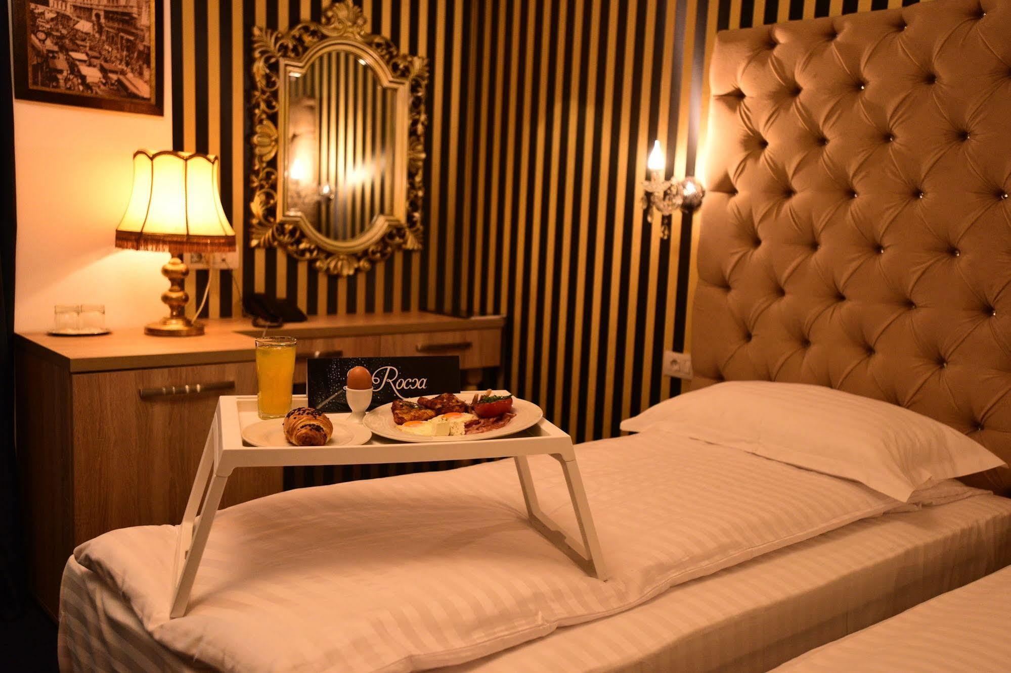 La Rocca Boutique Hotel Craiova Eksteriør billede