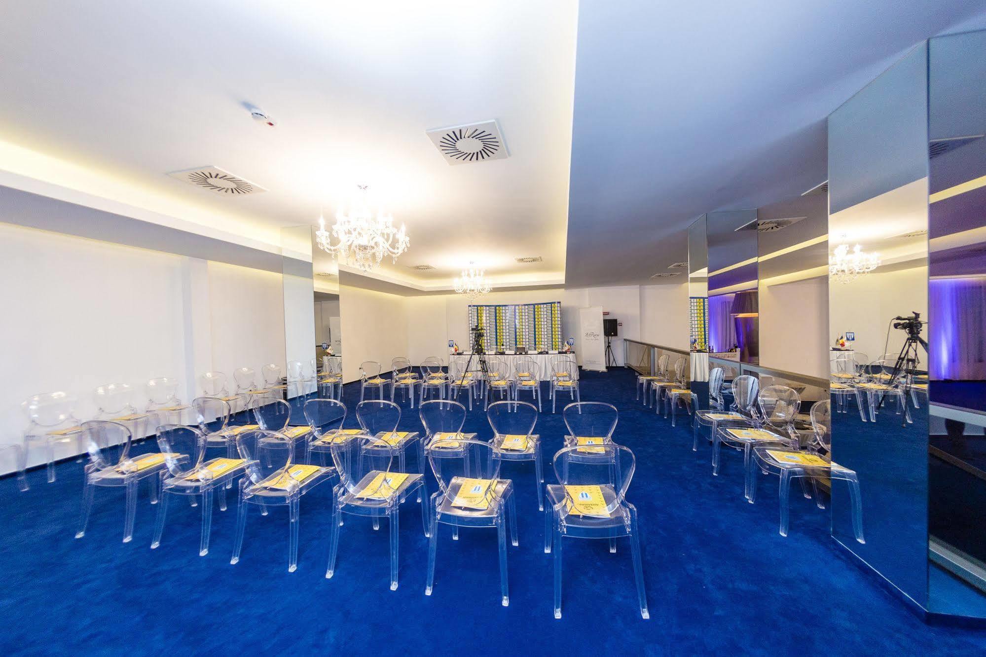 La Rocca Boutique Hotel Craiova Eksteriør billede